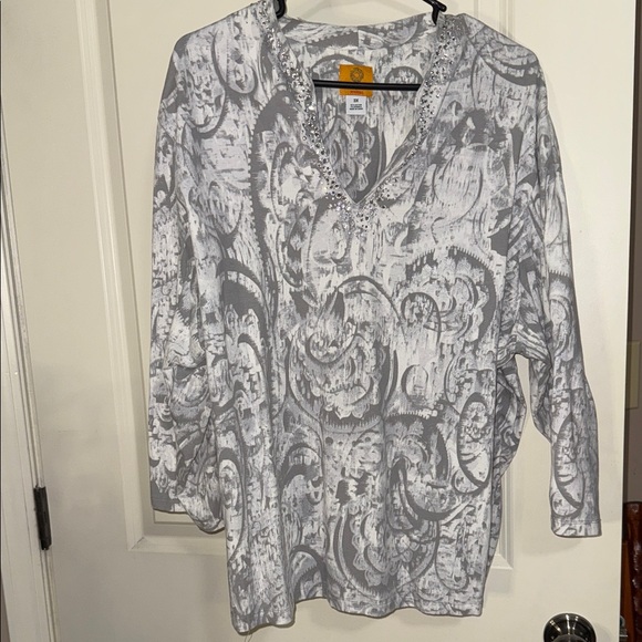 Ruby Rd. Gray/Silver and White Embellished Top - Picture 1 of 9